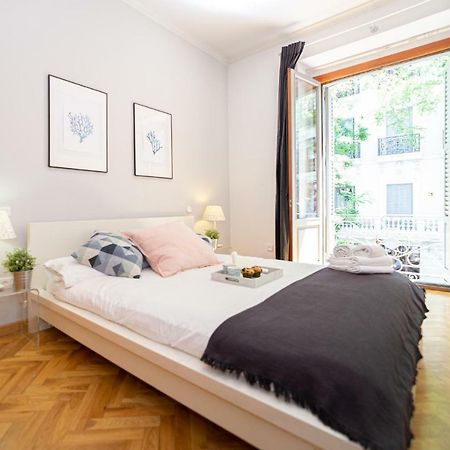 Apartamentos Plaza De Espana Madrid Kültér fotó