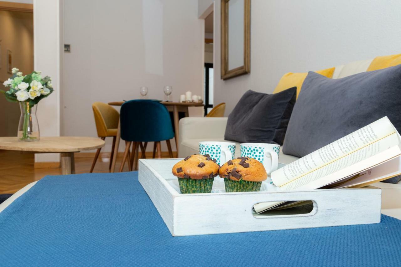 Apartamentos Plaza De Espana Madrid Kültér fotó